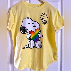 Snoopy Peanuts tee shirt